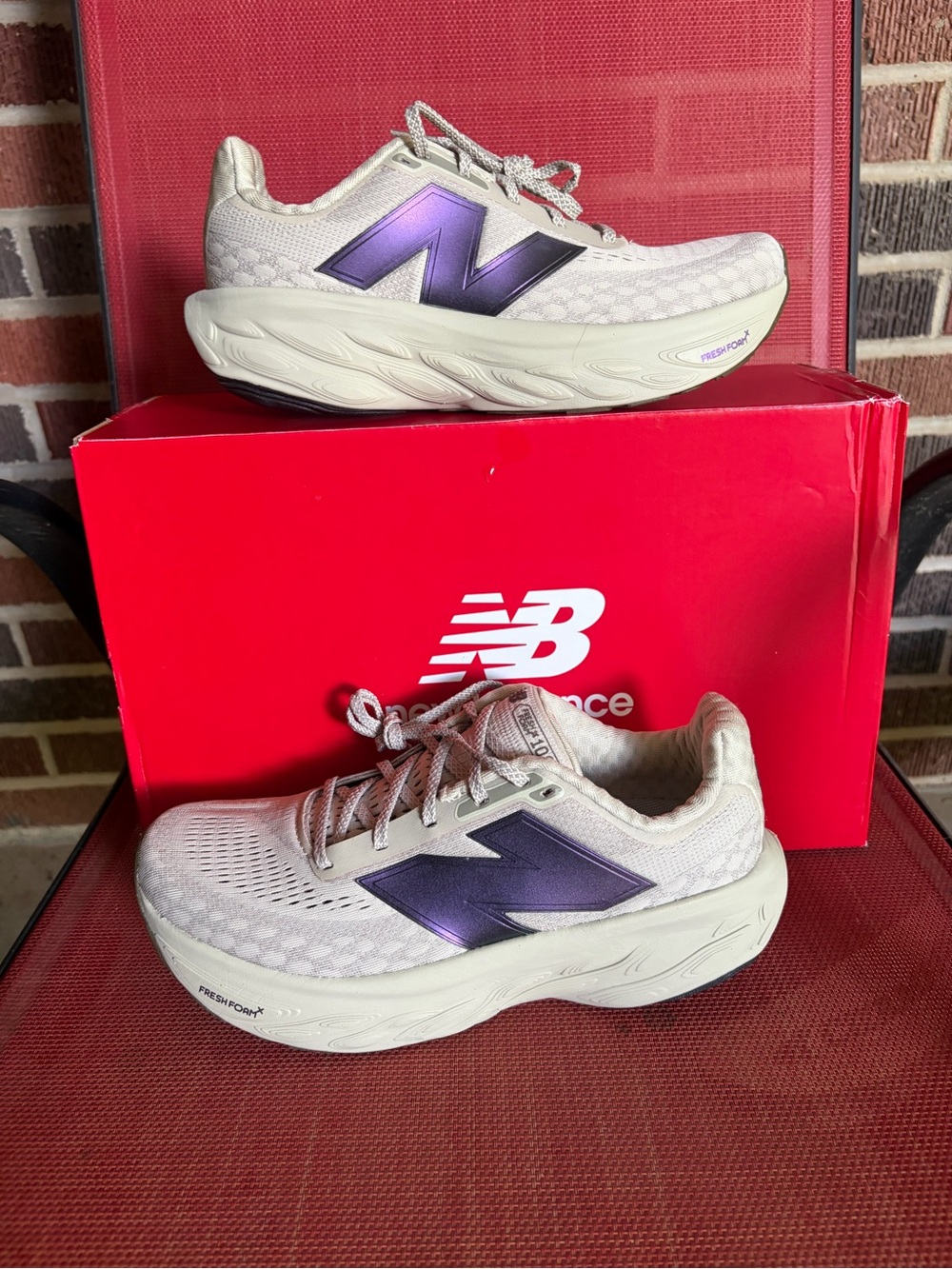New Balance 1080 V14 Women’s Sneakers - Light Gray with Purple Logo